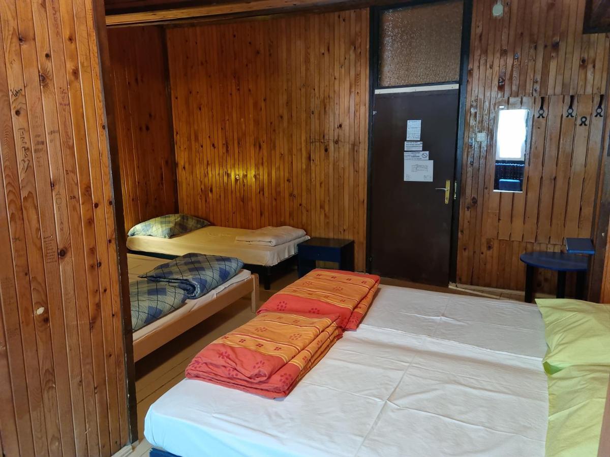 Great Mountain B&B Platak Екстер'єр фото