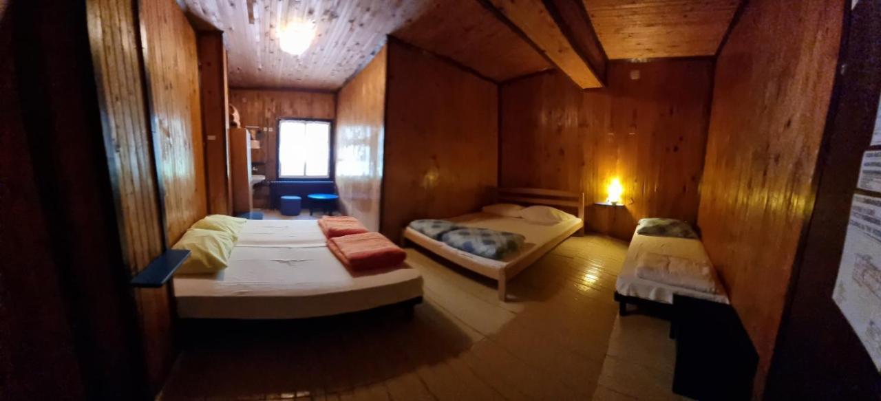 Great Mountain B&B Platak Екстер'єр фото