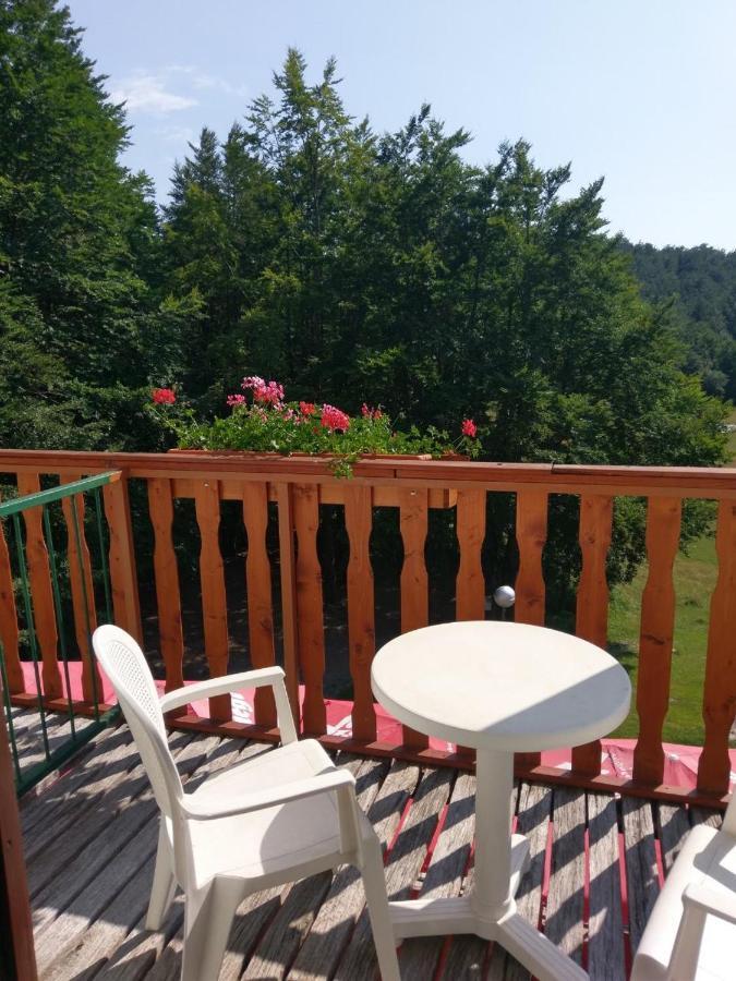 Great Mountain B&B Platak Екстер'єр фото