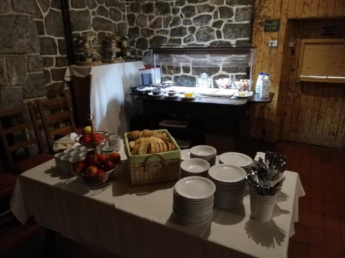 Great Mountain B&B Platak Екстер'єр фото